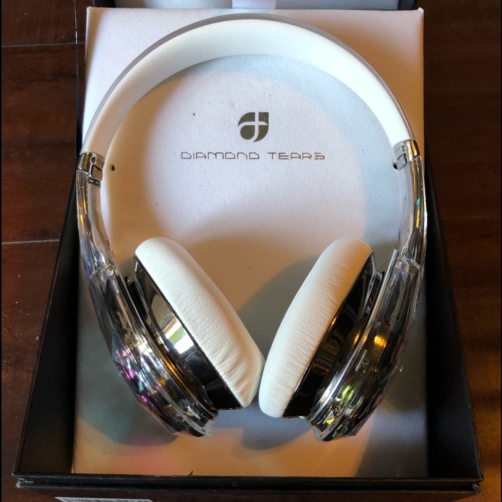 Diamond Tear Headphones